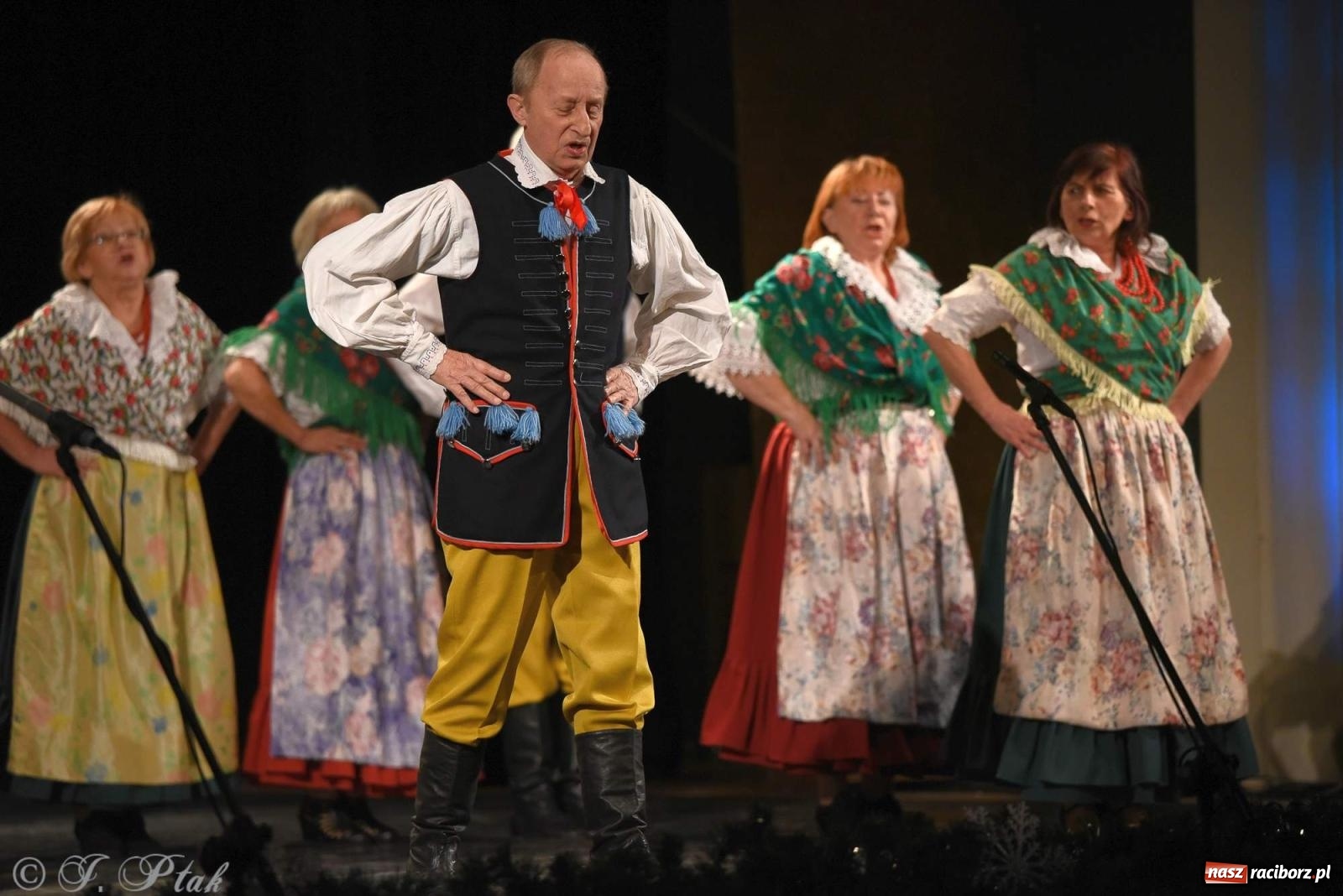 Zdjęcie w galerii na portalu naszraciborz.pl: Strzecha i Skaza na wspólnym koncercie w RCK wiadomości z regionu