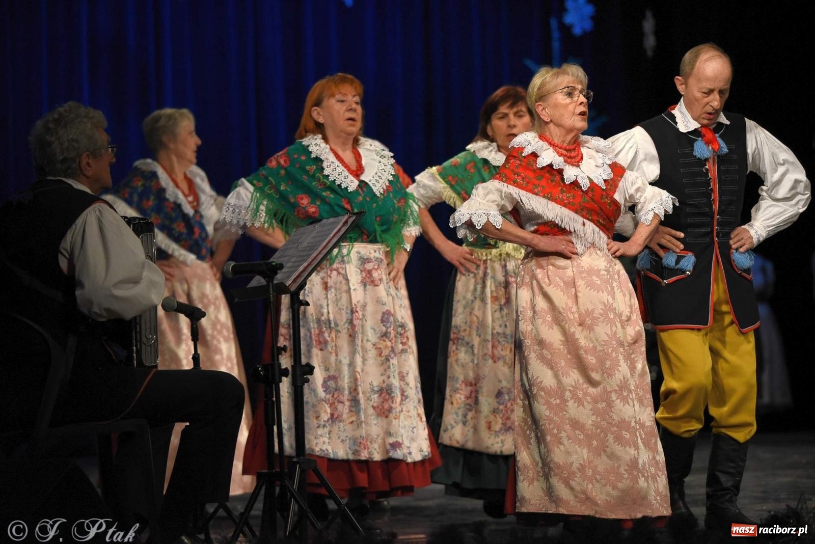 Zdjęcie w galerii na portalu naszraciborz.pl: Strzecha i Skaza na wspólnym koncercie w RCK wiadomości z regionu