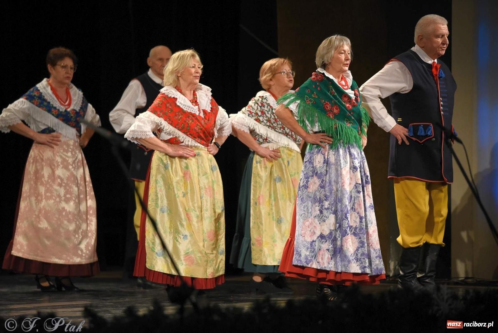 Zdjęcie w galerii na portalu naszraciborz.pl: Strzecha i Skaza na wspólnym koncercie w RCK wiadomości z regionu