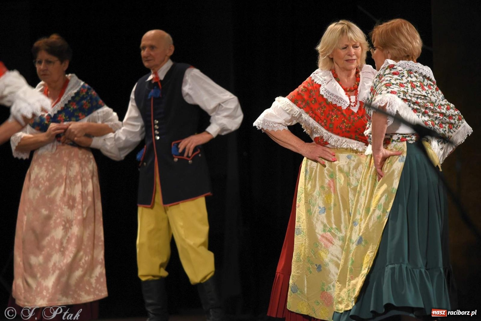 Zdjęcie w galerii na portalu naszraciborz.pl: Strzecha i Skaza na wspólnym koncercie w RCK wiadomości z regionu