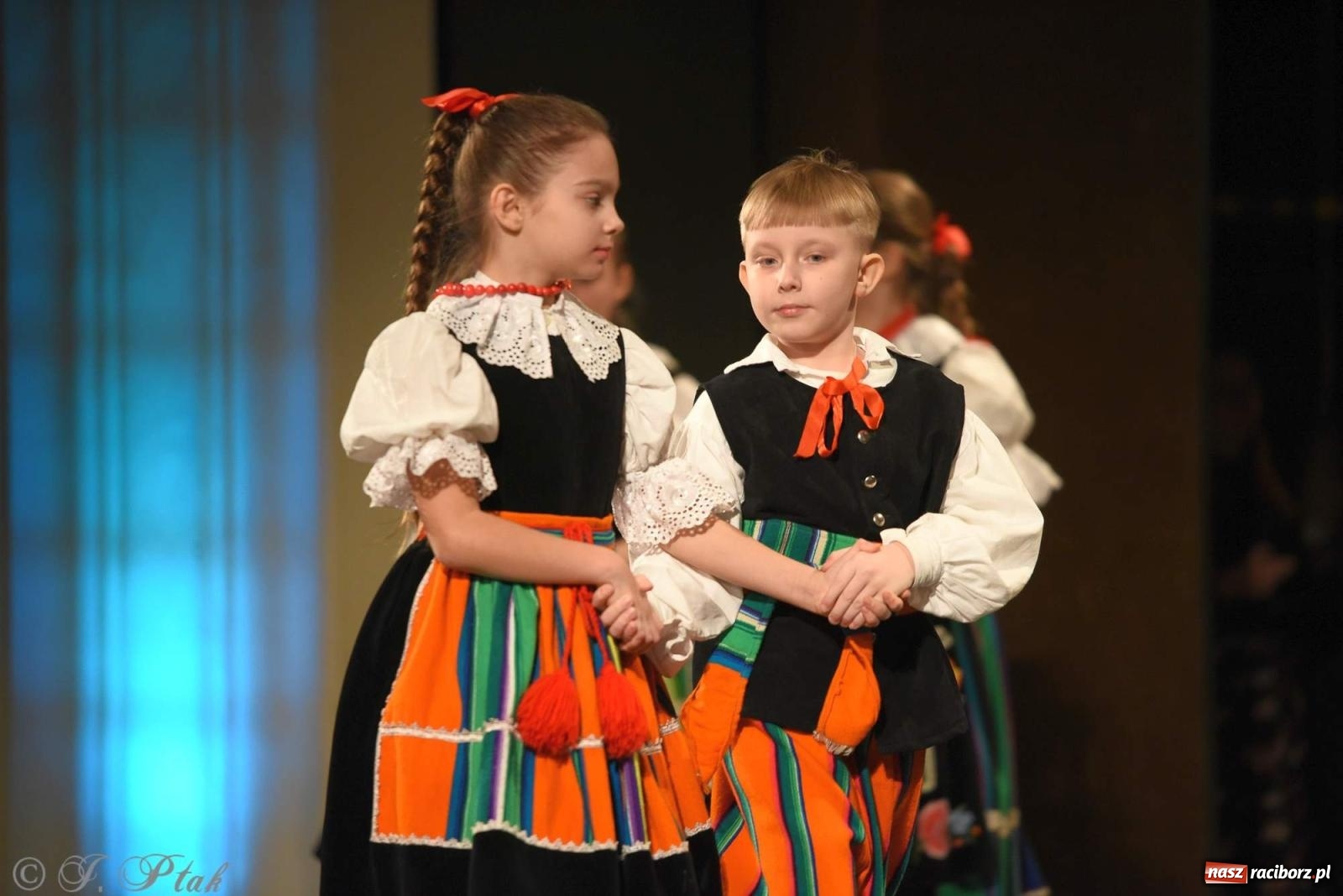 Zdjęcie w galerii na portalu naszraciborz.pl: Strzecha i Skaza na wspólnym koncercie w RCK wiadomości z regionu