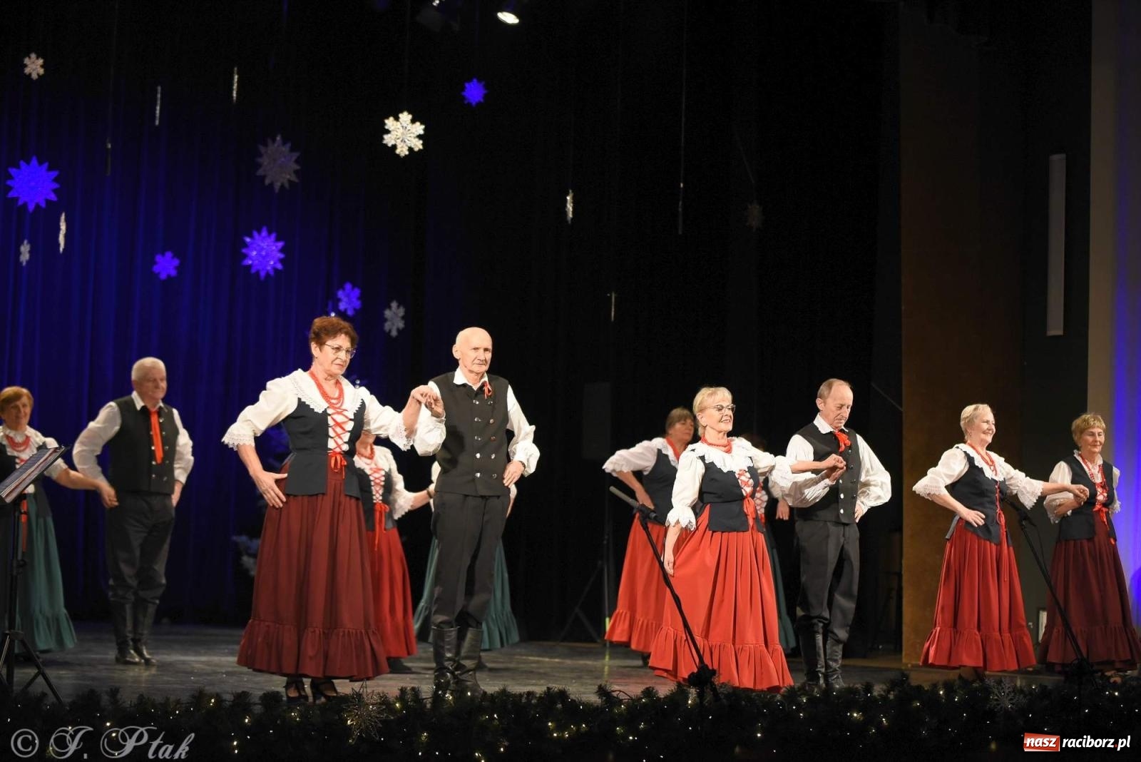 Zdjęcie w galerii na portalu naszraciborz.pl: Strzecha i Skaza na wspólnym koncercie w RCK wiadomości z regionu