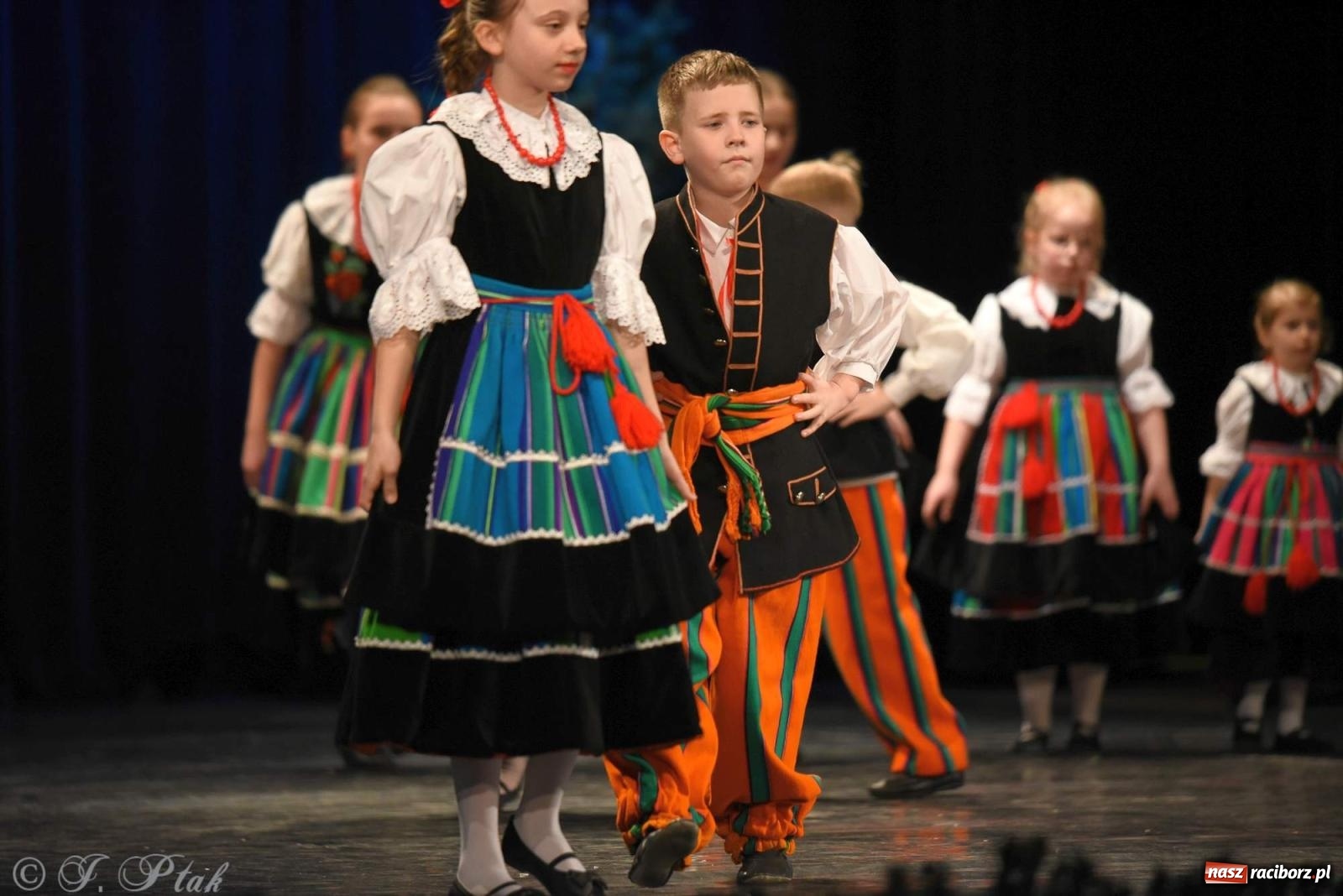 Zdjęcie w galerii na portalu naszraciborz.pl: Strzecha i Skaza na wspólnym koncercie w RCK wiadomości z regionu