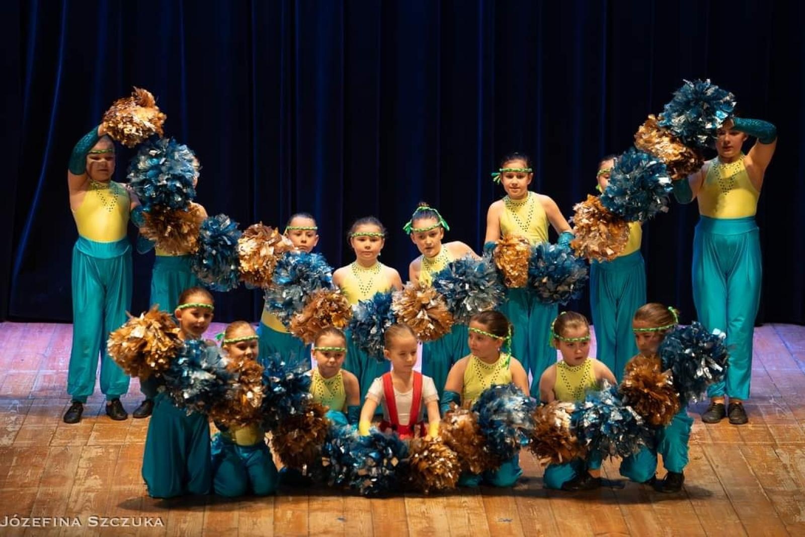 Zdjęcie w galerii na portalu naszraciborz.pl: Koncert charytatywny stowarzyszenia Bajtel na rzecz leczenia Madzi [FOTO] wiadomości z regionu