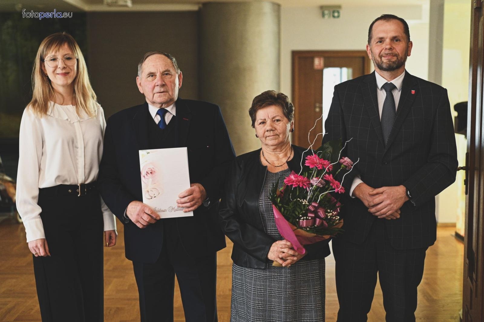 Zdjęcie w galerii na portalu naszraciborz.pl: Złote i szmaragdowe gody w Krzanowicach [FOTO i WIDEO] wiadomości z regionu
