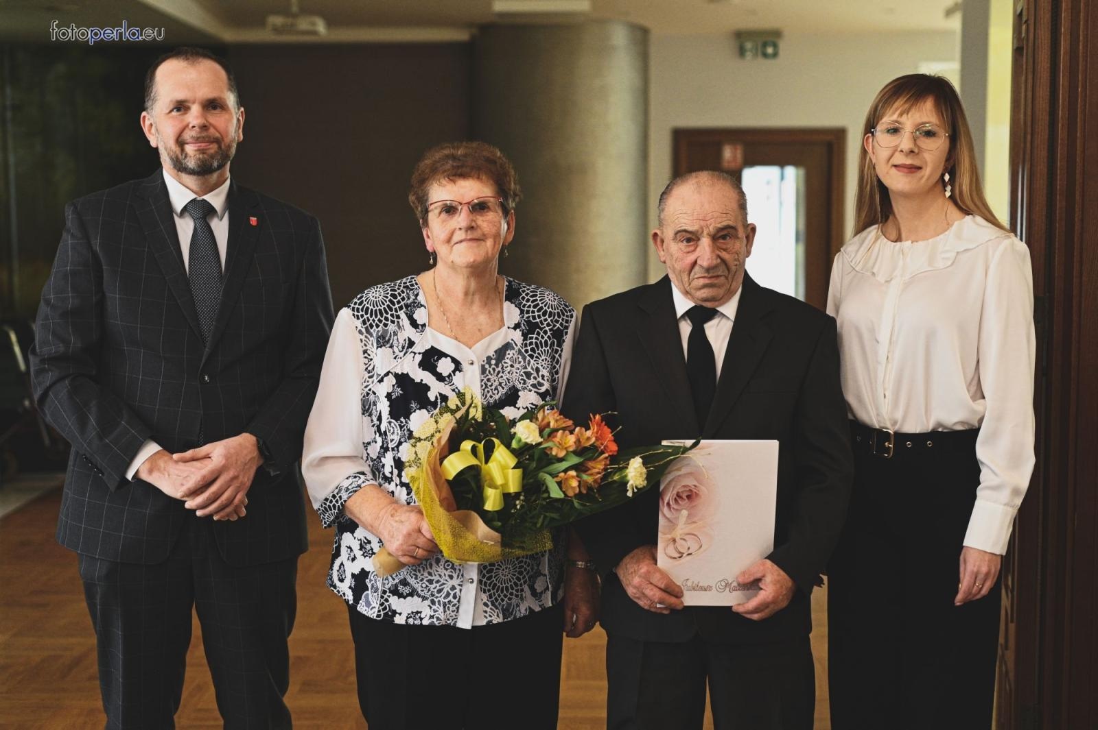Zdjęcie w galerii na portalu naszraciborz.pl: Złote i szmaragdowe gody w Krzanowicach [FOTO i WIDEO] wiadomości z regionu