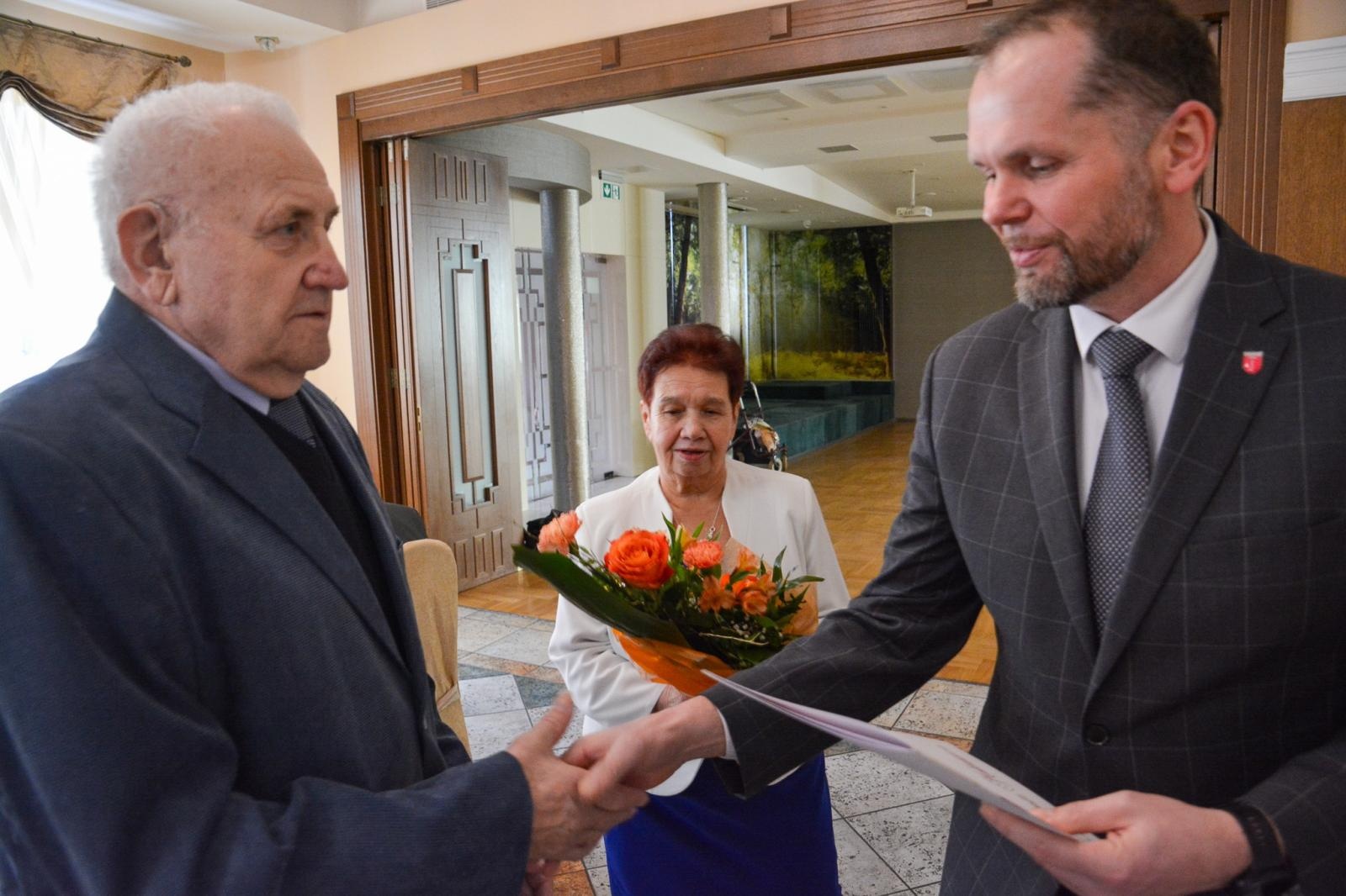 Zdjęcie w galerii na portalu naszraciborz.pl: Złote i szmaragdowe gody w Krzanowicach [FOTO i WIDEO] wiadomości z regionu