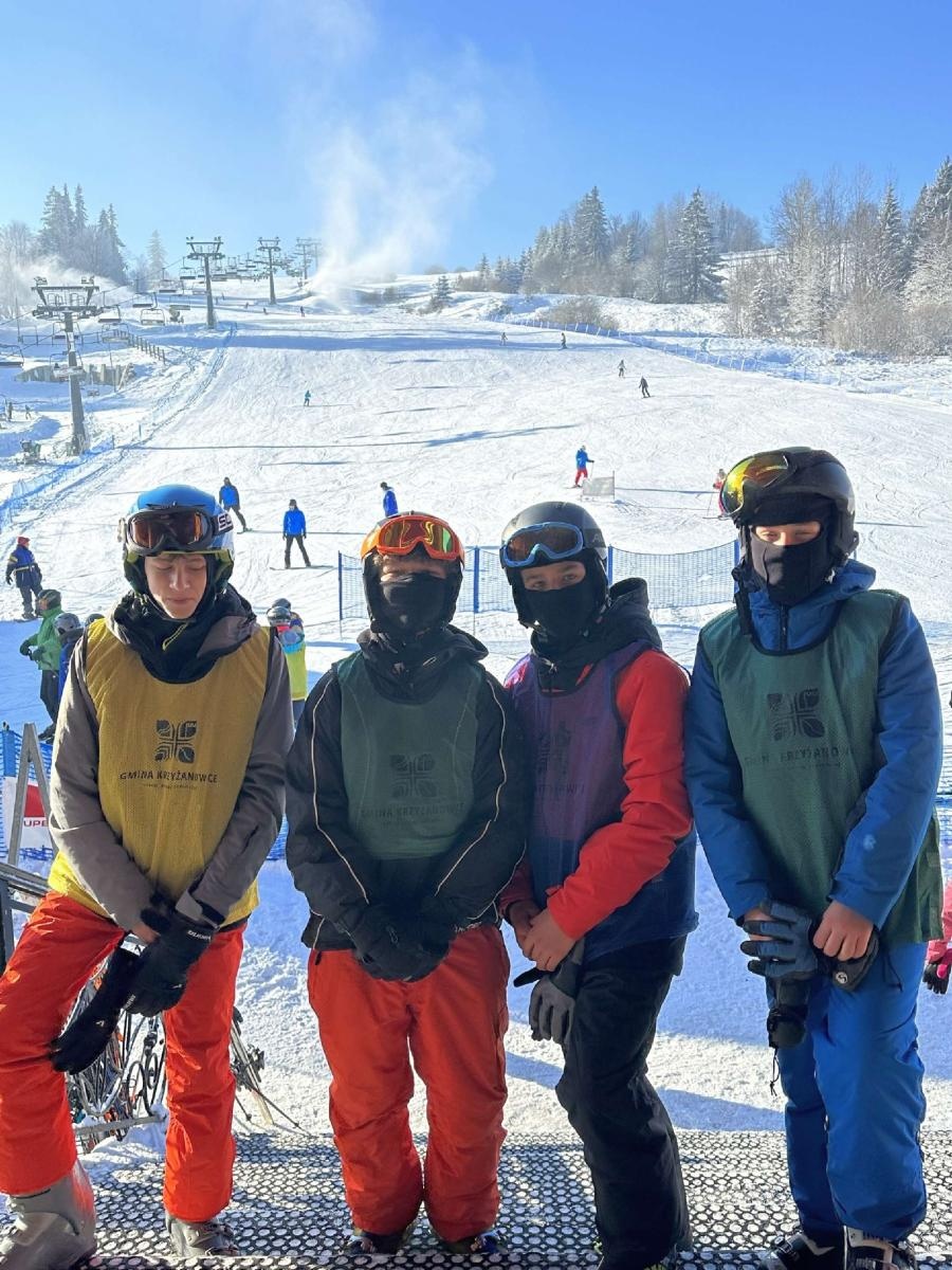 Zdjęcie w galerii na portalu naszraciborz.pl: Młodzi narciarze z gm. Krzyżanowice szusowali w Zakopanem wiadomości z regionu