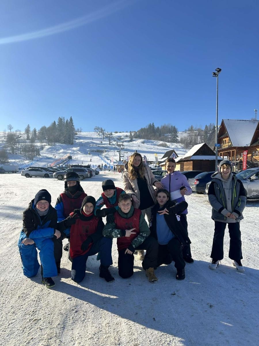 Zdjęcie w galerii na portalu naszraciborz.pl: Młodzi narciarze z gm. Krzyżanowice szusowali w Zakopanem wiadomości z regionu
