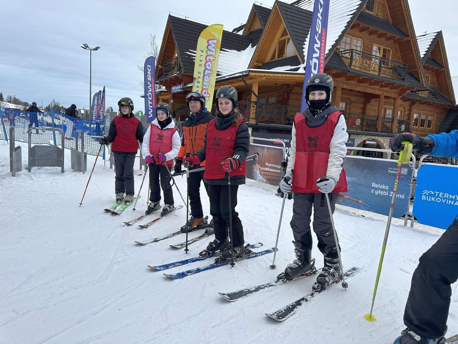 Zdjęcie w galerii na portalu naszraciborz.pl: Młodzi narciarze z gm. Krzyżanowice szusowali w Zakopanem wiadomości z regionu