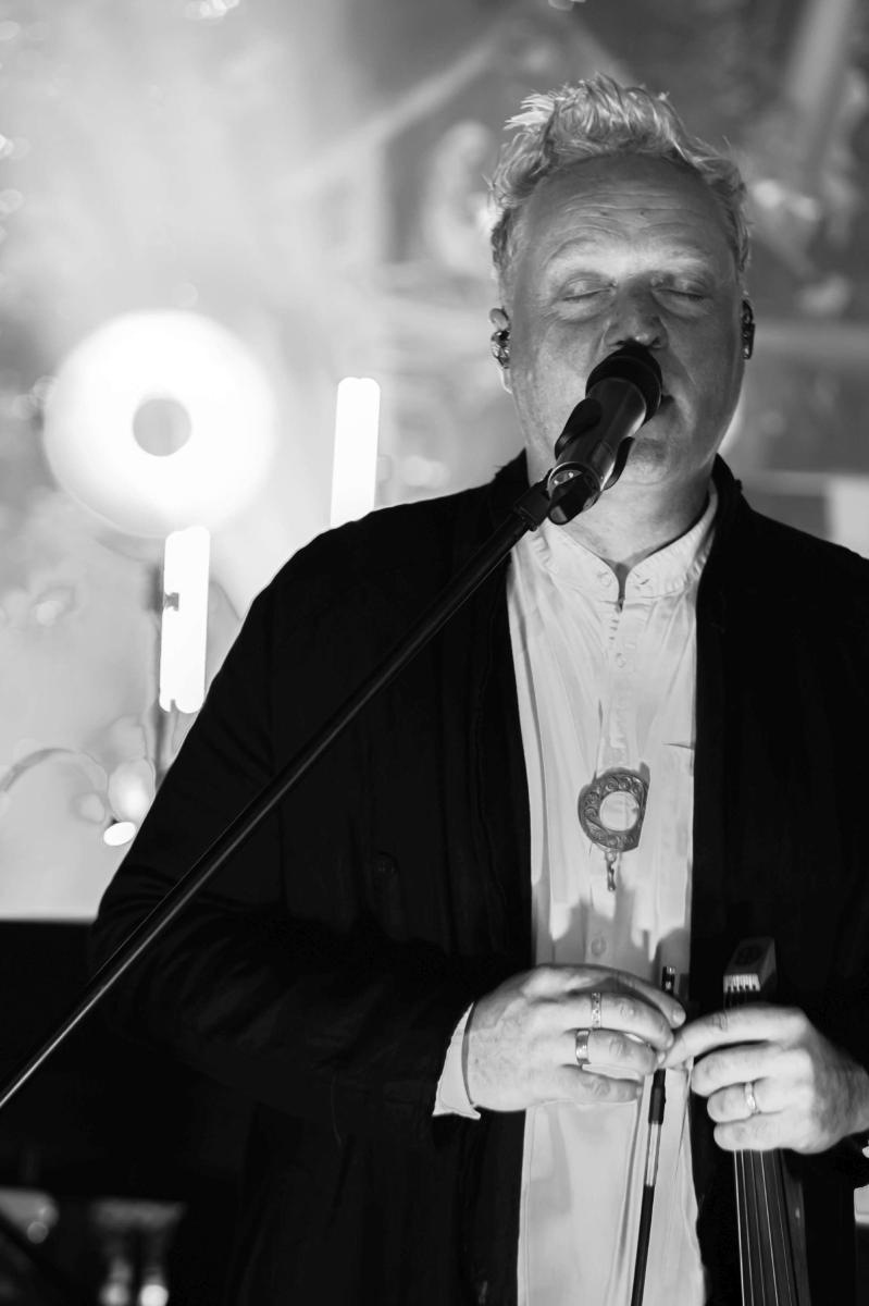 Zdjęcie w galerii na portalu naszraciborz.pl: Zespół Bartnicky pięknie kolędował w Kietrzu! wiadomości z regionu