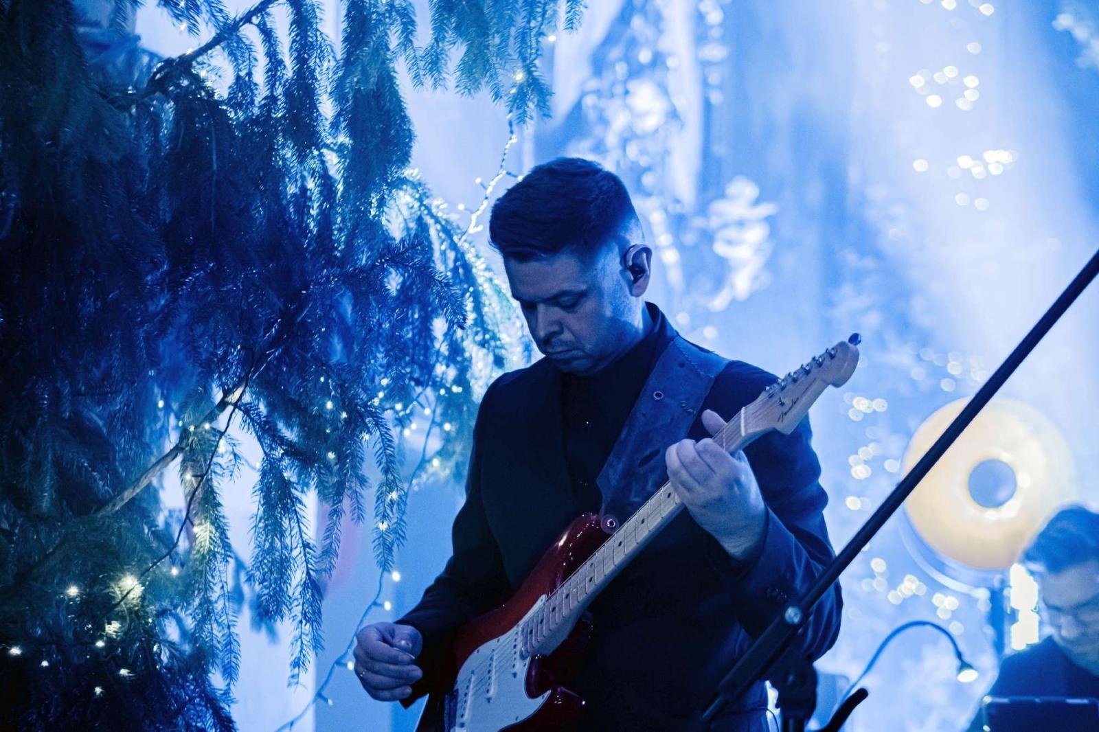 Zdjęcie w galerii na portalu naszraciborz.pl: Zespół Bartnicky pięknie kolędował w Kietrzu! wiadomości z regionu