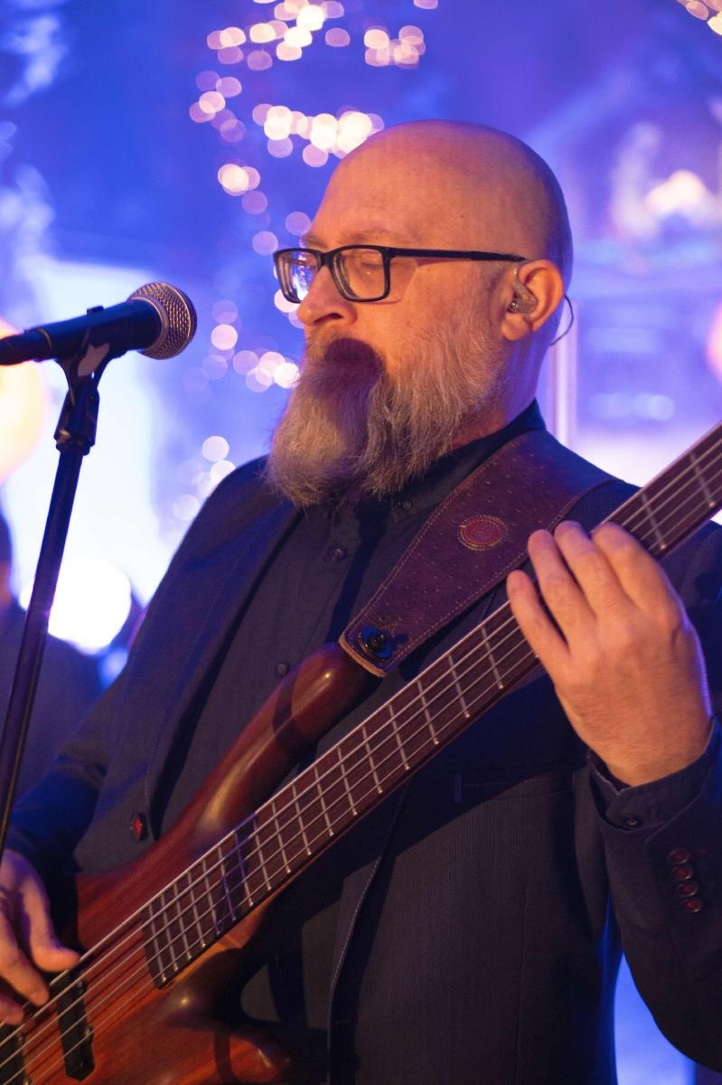 Zdjęcie w galerii na portalu naszraciborz.pl: Zespół Bartnicky pięknie kolędował w Kietrzu! wiadomości z regionu