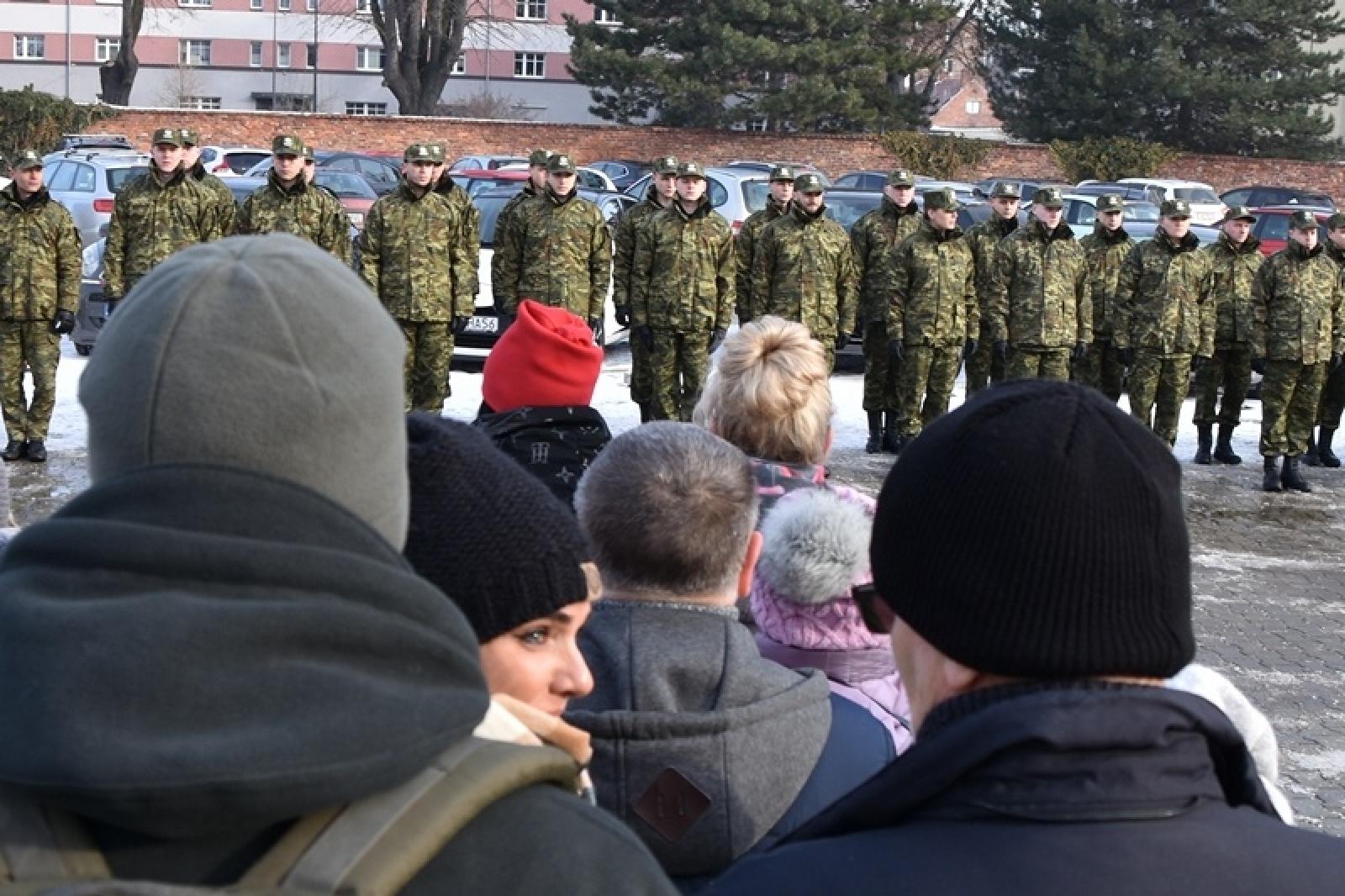 Zdjęcie w galerii na portalu naszraciborz.pl: Uroczyste ślubowanie nowych funkcjonariuszy Śląskiego Oddziału Straży Granicznej w Raciborzu wiadomości z regionu
