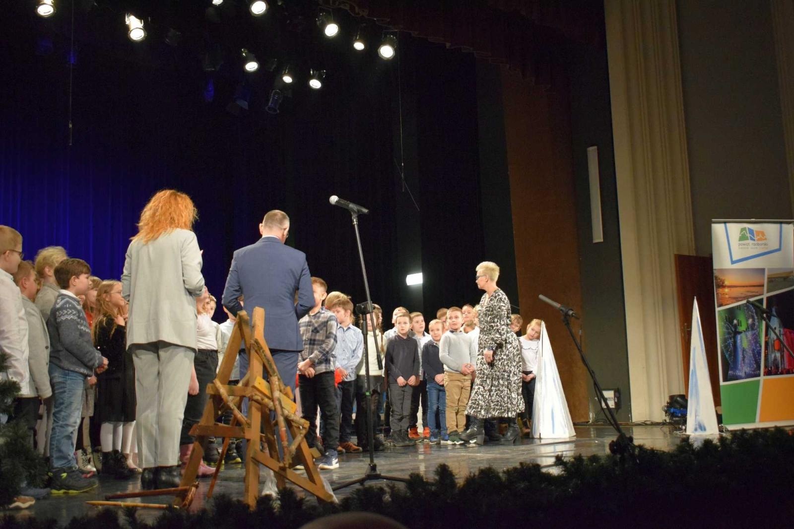 Zdjęcie w galerii na portalu naszraciborz.pl: Powiatowy Przegląd Widowisk Bożonarodzeniowych wiadomości z regionu