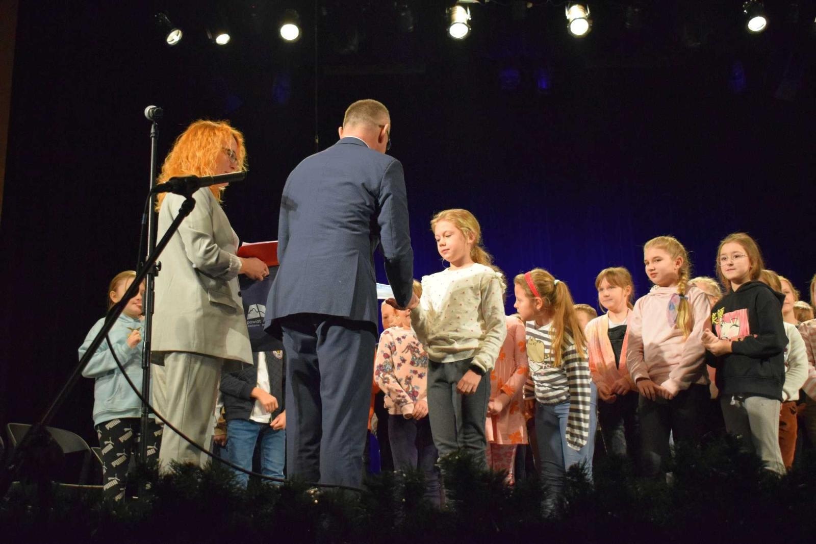 Zdjęcie w galerii na portalu naszraciborz.pl: Powiatowy Przegląd Widowisk Bożonarodzeniowych wiadomości z regionu