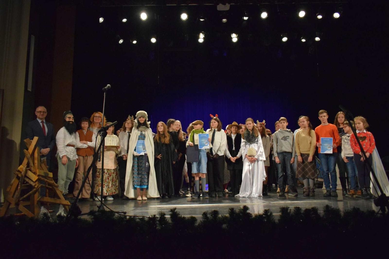 Zdjęcie w galerii na portalu naszraciborz.pl: Powiatowy Przegląd Widowisk Bożonarodzeniowych wiadomości z regionu