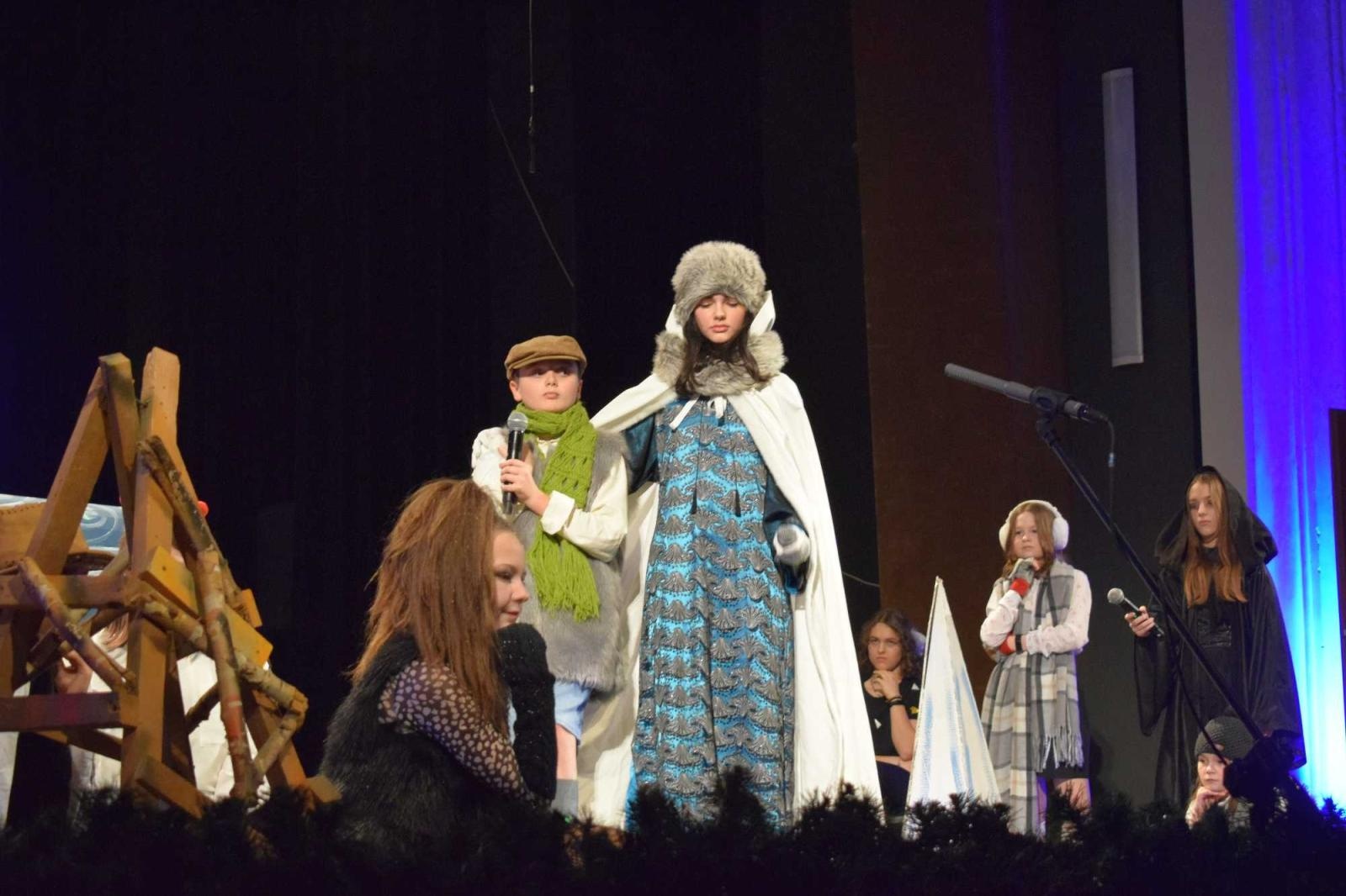 Zdjęcie w galerii na portalu naszraciborz.pl: Powiatowy Przegląd Widowisk Bożonarodzeniowych wiadomości z regionu