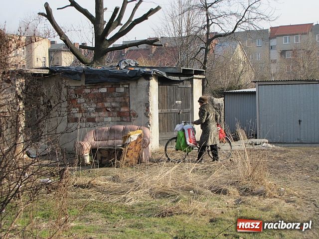 Zdjęcie w galerii na portalu naszraciborz.pl: Wróci do domu jak tato umrze wiadomości z regionu