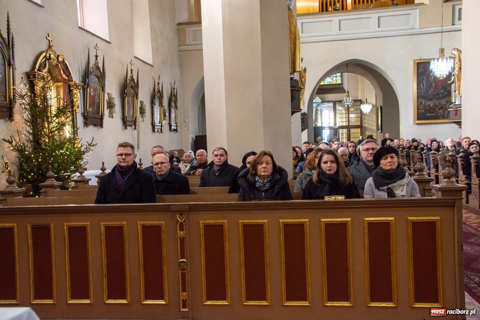 Zdjęcie w galerii na portalu naszraciborz.pl: Na Jeruzalem pożegnano śp. Pawła Newerlę, zasłużonego obywatela miasta Raciborza [FOTO i WIDEO] wiadomości z regionu