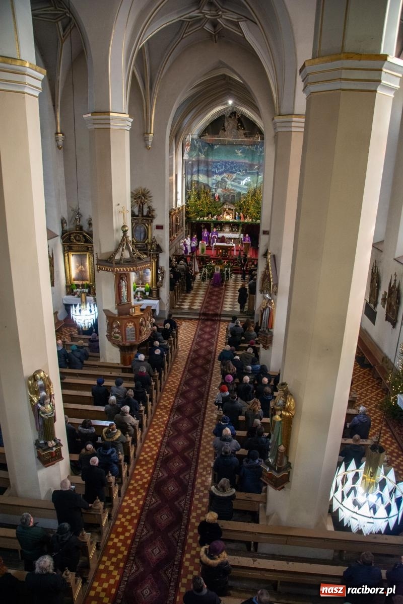 Zdjęcie w galerii na portalu naszraciborz.pl: Na Jeruzalem pożegnano śp. Pawła Newerlę, zasłużonego obywatela miasta Raciborza [FOTO i WIDEO] wiadomości z regionu