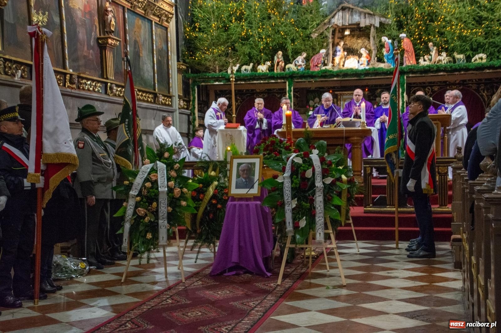 Zdjęcie w galerii na portalu naszraciborz.pl: Na Jeruzalem pożegnano śp. Pawła Newerlę, zasłużonego obywatela miasta Raciborza [FOTO i WIDEO] wiadomości z regionu