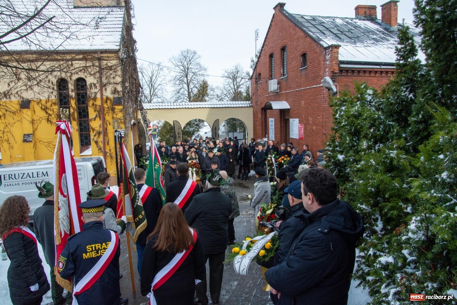Zdjęcie w galerii na portalu naszraciborz.pl: Na Jeruzalem pożegnano śp. Pawła Newerlę, zasłużonego obywatela miasta Raciborza [FOTO i WIDEO] wiadomości z regionu