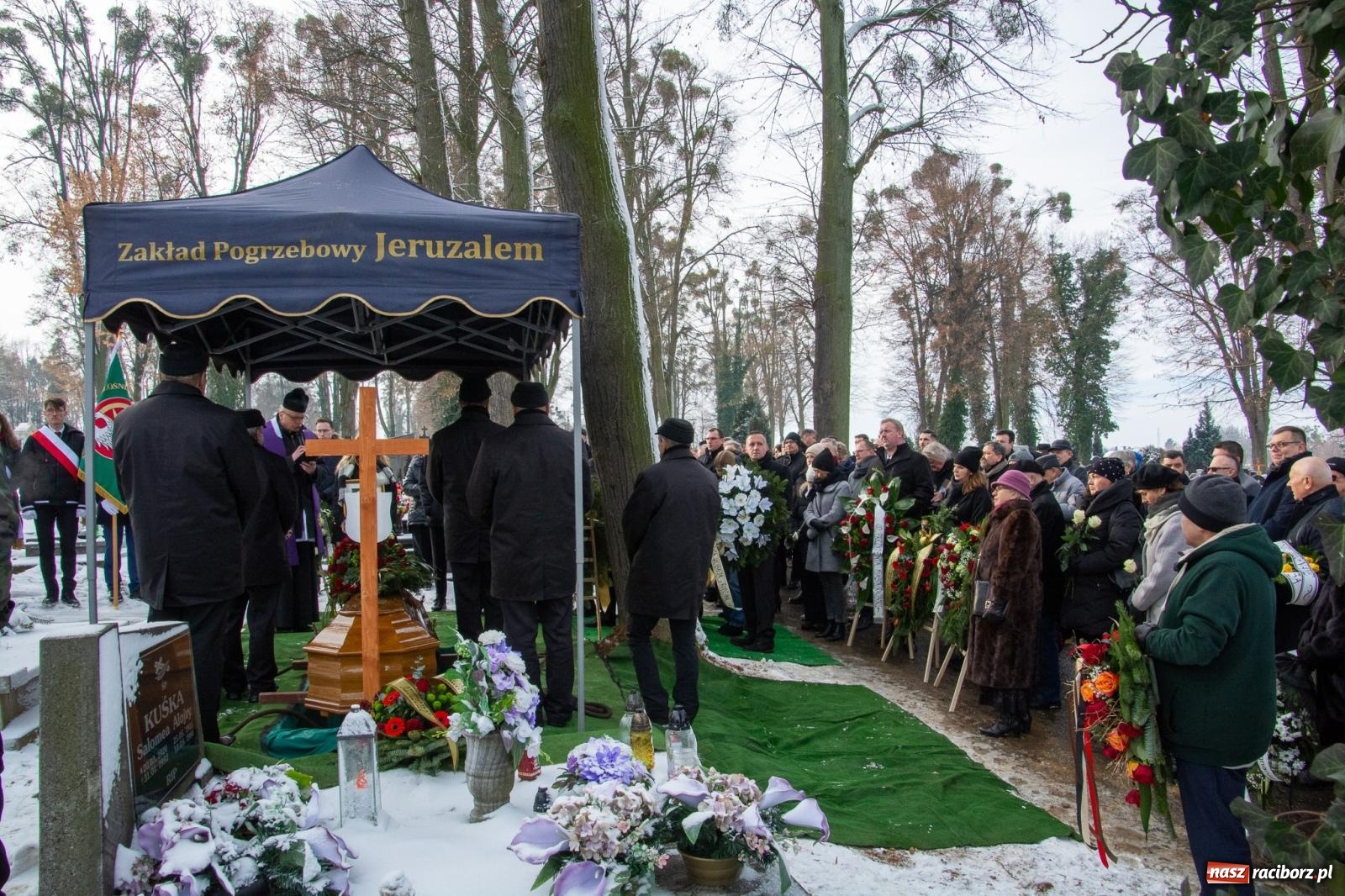 Zdjęcie w galerii na portalu naszraciborz.pl: Na Jeruzalem pożegnano śp. Pawła Newerlę, zasłużonego obywatela miasta Raciborza [FOTO i WIDEO] wiadomości z regionu