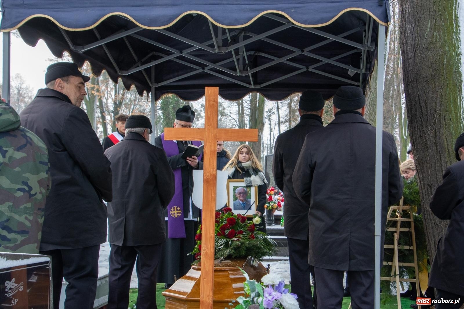Zdjęcie w galerii na portalu naszraciborz.pl: Na Jeruzalem pożegnano śp. Pawła Newerlę, zasłużonego obywatela miasta Raciborza [FOTO i WIDEO] wiadomości z regionu