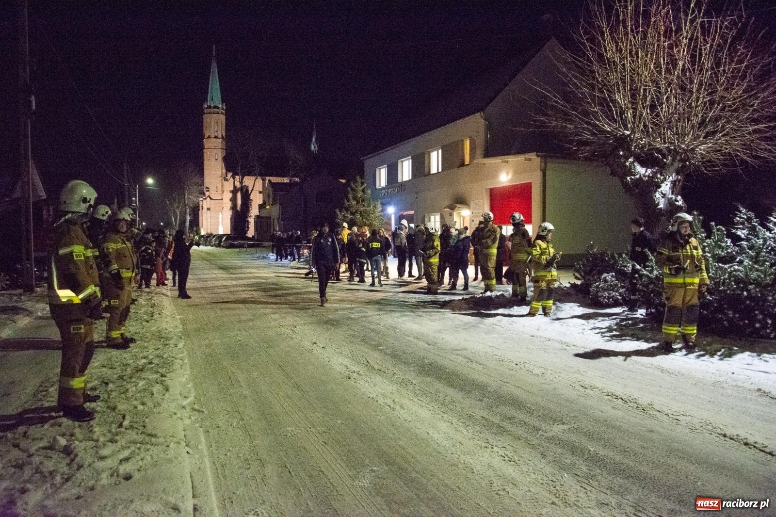 Zdjęcie w galerii na portalu naszraciborz.pl: MAMY TO! W remizie w Cyprzanowie zaparkowało nowe Volvo [FOTO i WIDEO] wiadomości z regionu