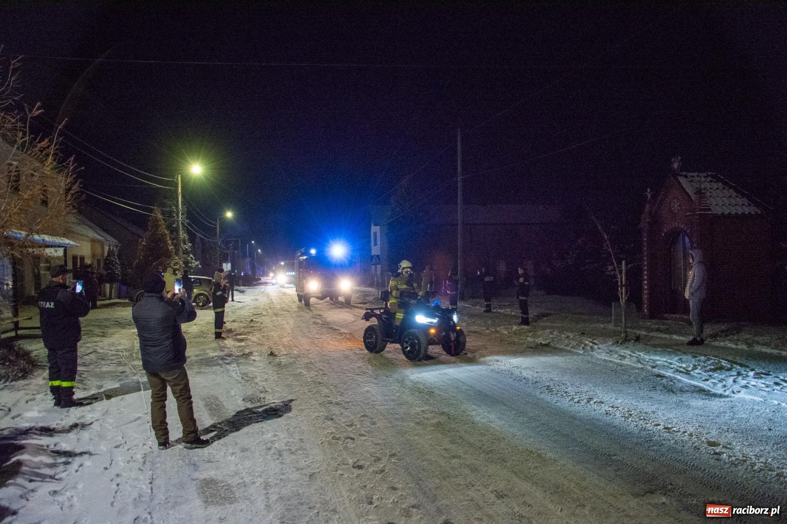 Zdjęcie w galerii na portalu naszraciborz.pl: MAMY TO! W remizie w Cyprzanowie zaparkowało nowe Volvo [FOTO i WIDEO] wiadomości z regionu