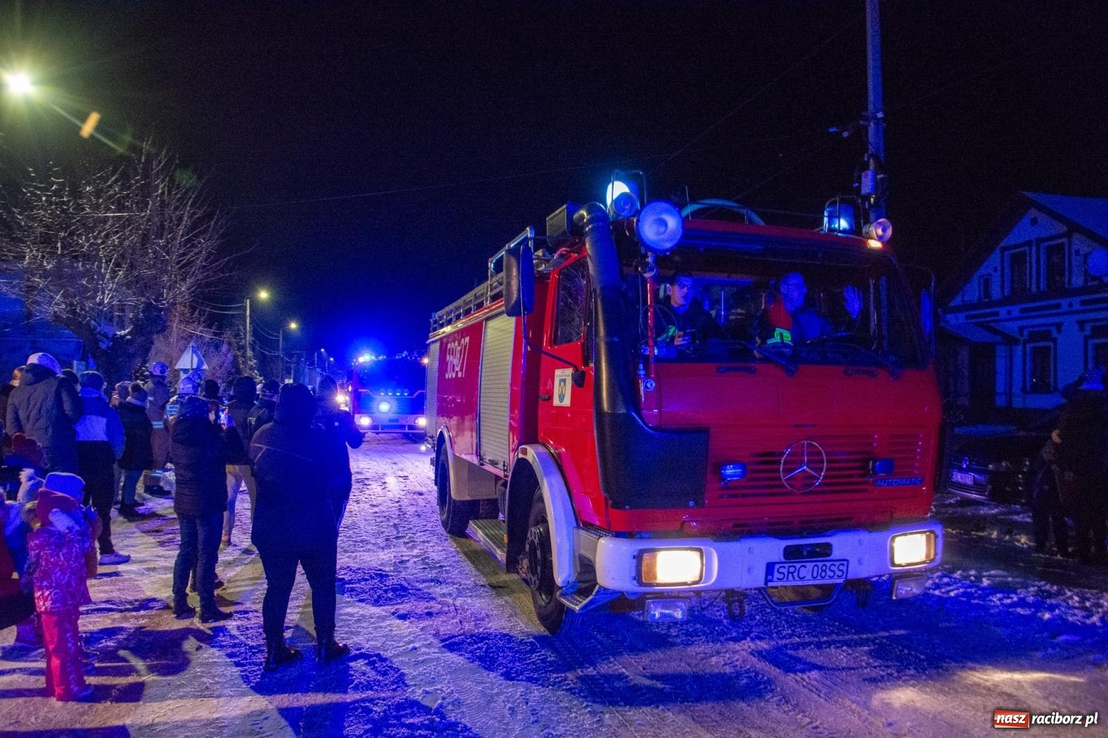 Zdjęcie w galerii na portalu naszraciborz.pl: MAMY TO! W remizie w Cyprzanowie zaparkowało nowe Volvo [FOTO i WIDEO] wiadomości z regionu