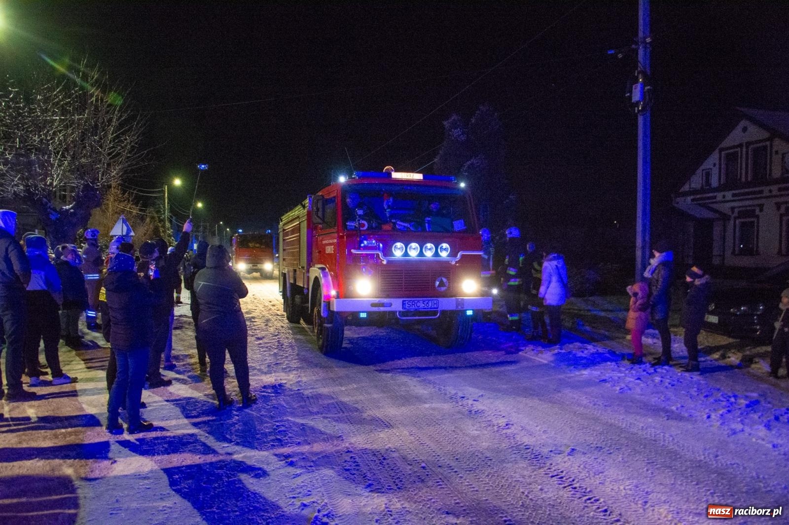 Zdjęcie w galerii na portalu naszraciborz.pl: MAMY TO! W remizie w Cyprzanowie zaparkowało nowe Volvo [FOTO i WIDEO] wiadomości z regionu