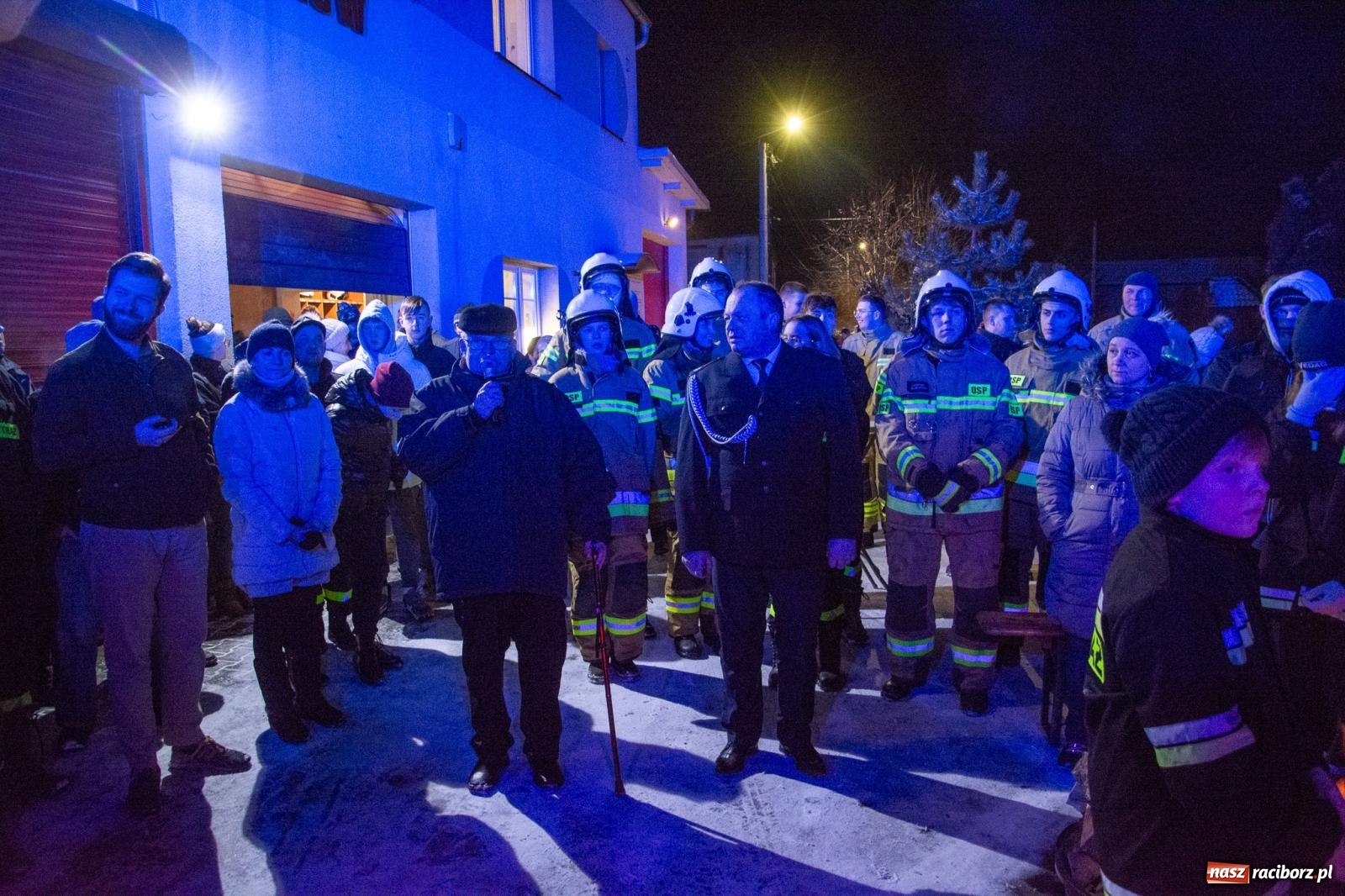 Zdjęcie w galerii na portalu naszraciborz.pl: MAMY TO! W remizie w Cyprzanowie zaparkowało nowe Volvo [FOTO i WIDEO] wiadomości z regionu