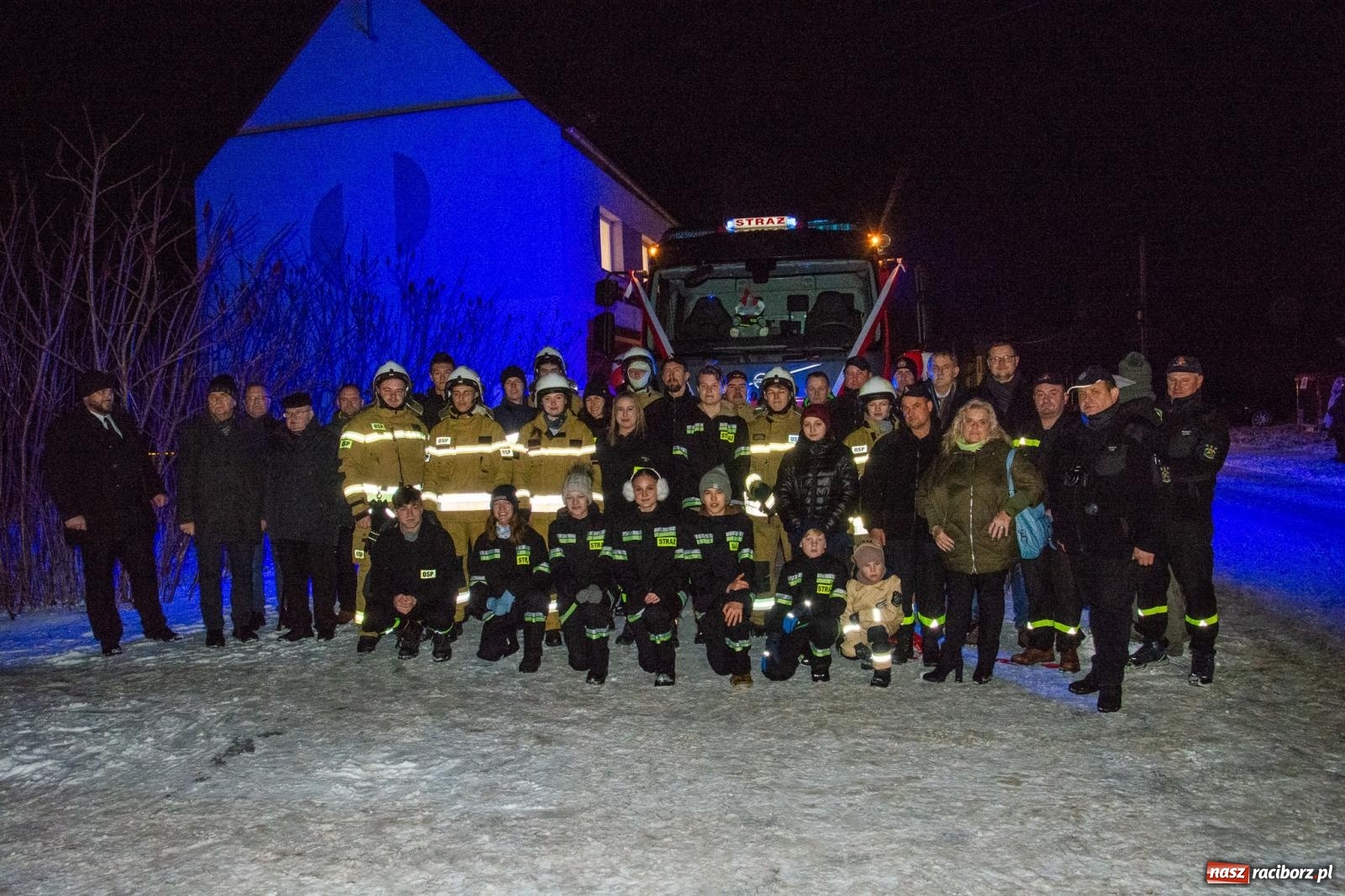 Zdjęcie w galerii na portalu naszraciborz.pl: MAMY TO! W remizie w Cyprzanowie zaparkowało nowe Volvo [FOTO i WIDEO] wiadomości z regionu