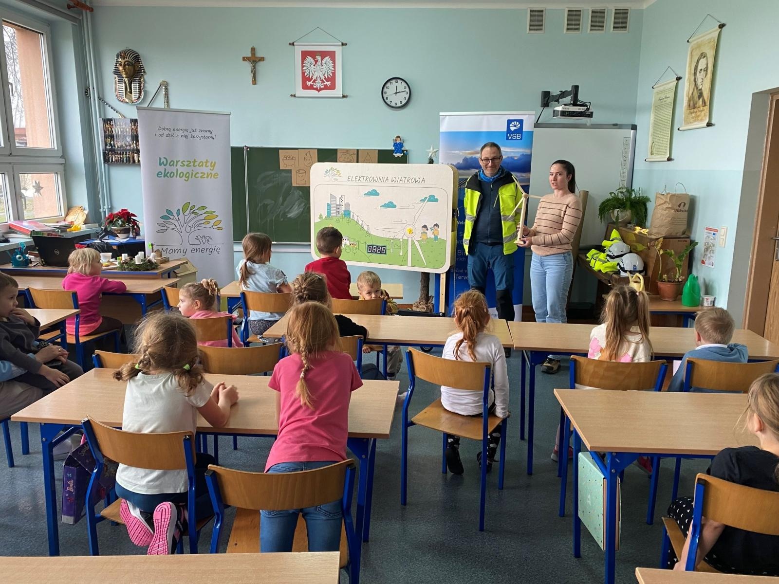 Zdjęcie w galerii na portalu naszraciborz.pl: Warsztaty ekologiczne VSB Energie Odnawialne Polska dla dzieci z gminy Pietrowice Wielkie wiadomości z regionu