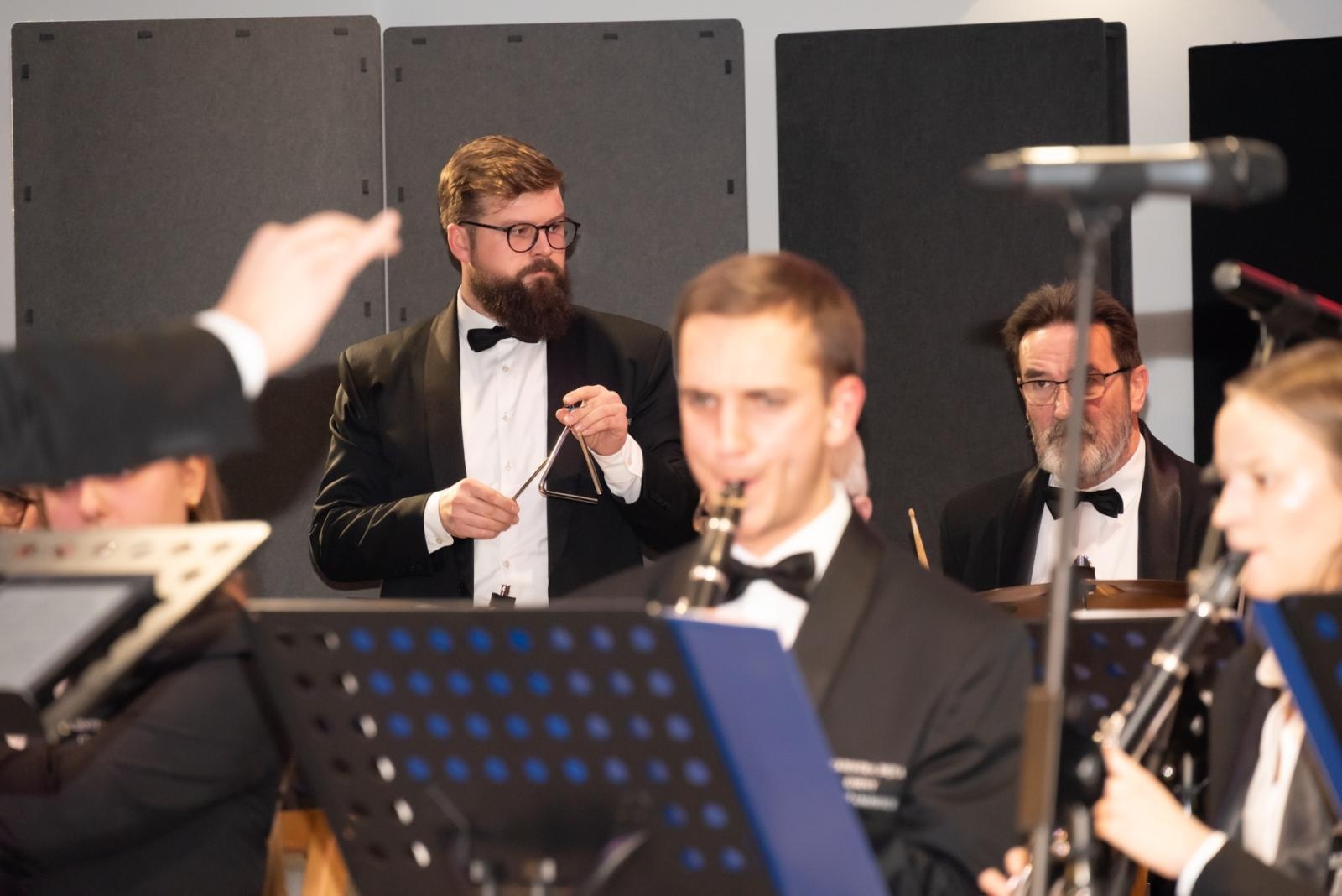 Zdjęcie w galerii na portalu naszraciborz.pl: Noworoczny koncert Gminy Krzyżanowice tym razem w nowym miejscu wiadomości z regionu