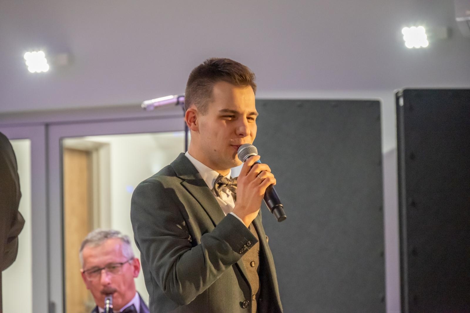 Zdjęcie w galerii na portalu naszraciborz.pl: Noworoczny koncert Gminy Krzyżanowice tym razem w nowym miejscu wiadomości z regionu