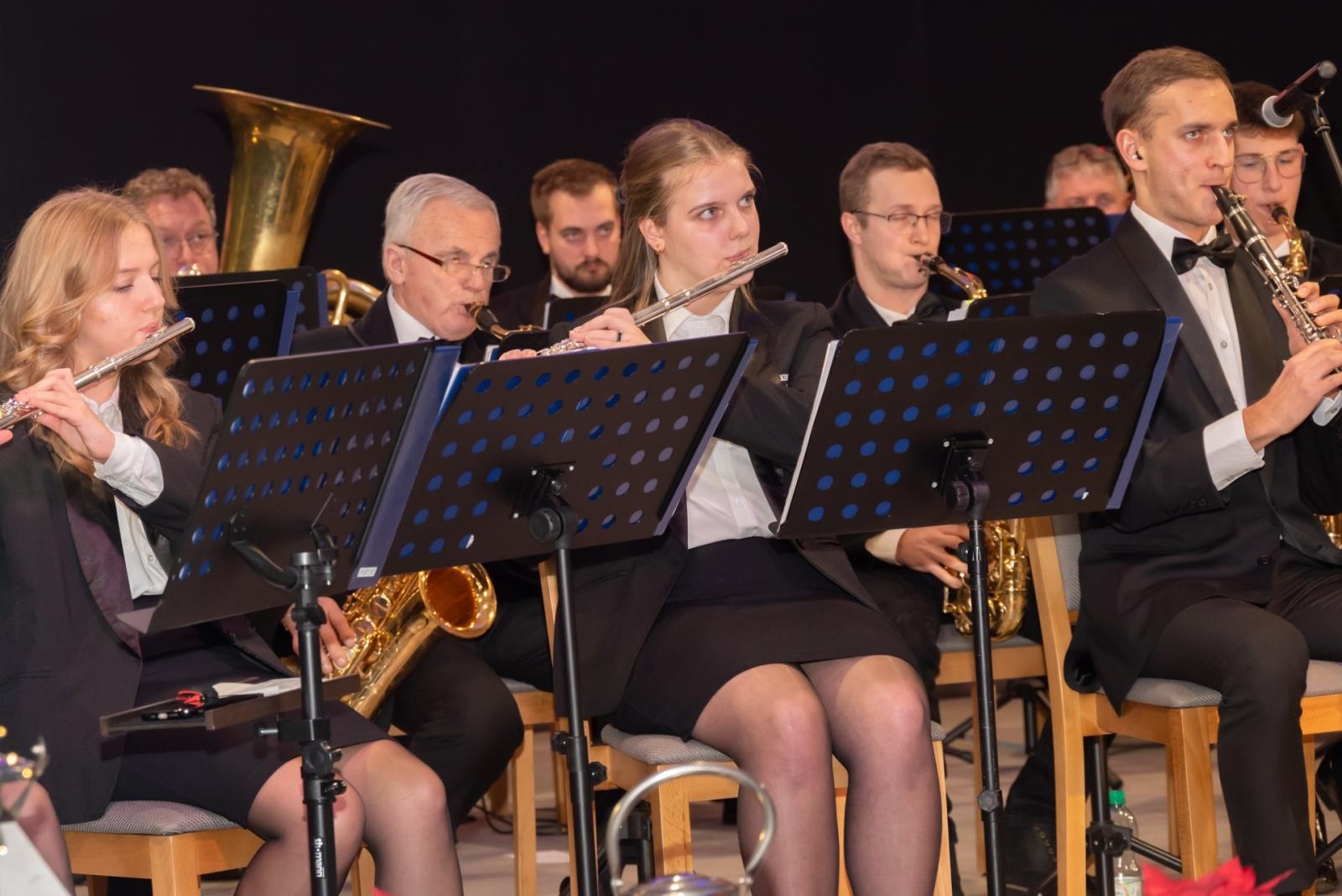 Zdjęcie w galerii na portalu naszraciborz.pl: Noworoczny koncert Gminy Krzyżanowice tym razem w nowym miejscu wiadomości z regionu