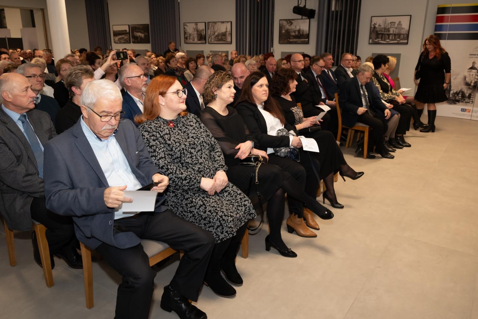 Zdjęcie w galerii na portalu naszraciborz.pl: Noworoczny koncert Gminy Krzyżanowice tym razem w nowym miejscu wiadomości z regionu