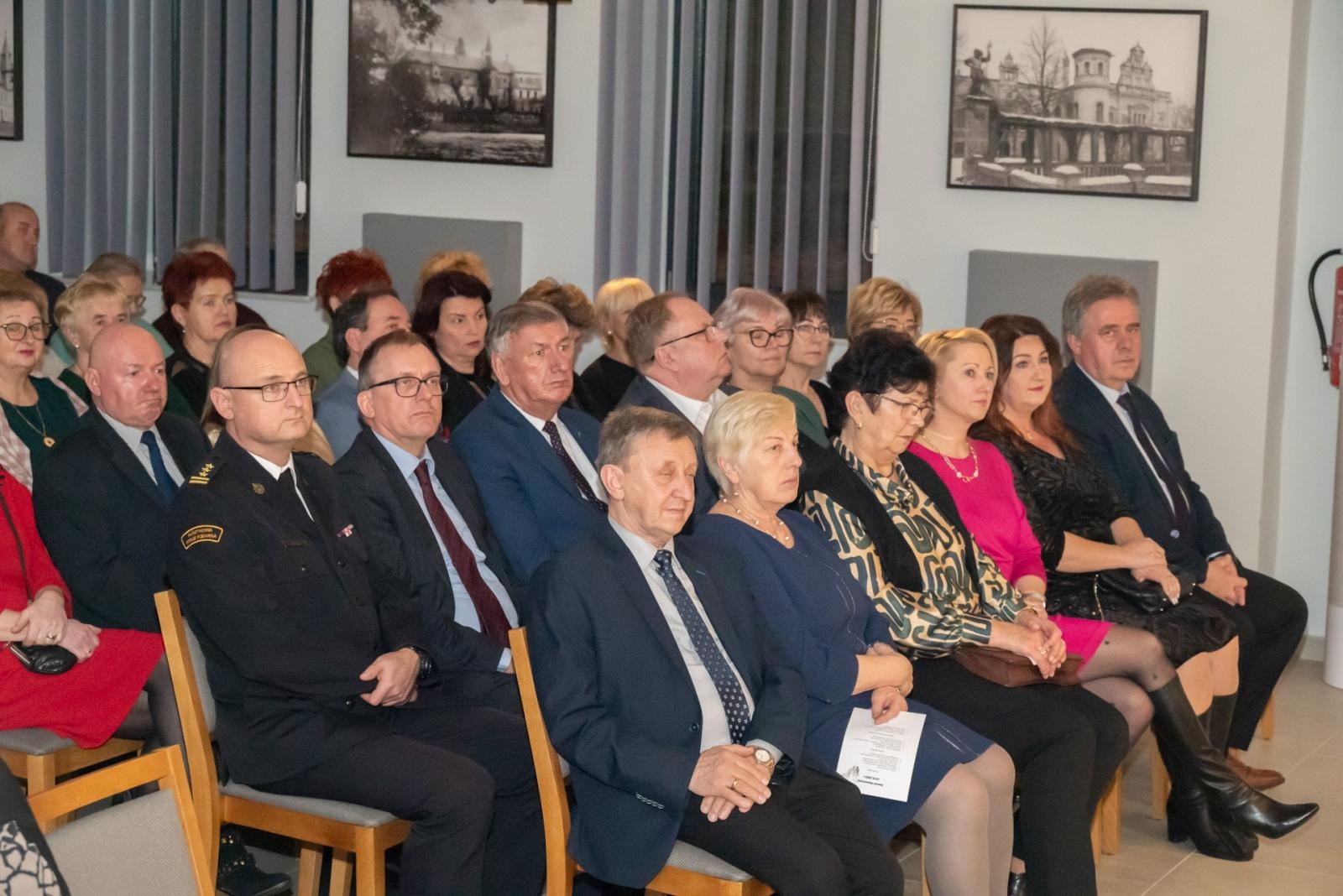 Zdjęcie w galerii na portalu naszraciborz.pl: Noworoczny koncert Gminy Krzyżanowice tym razem w nowym miejscu wiadomości z regionu