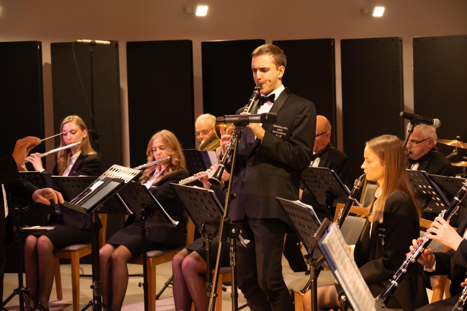 Zdjęcie w galerii na portalu naszraciborz.pl: Noworoczny koncert Gminy Krzyżanowice tym razem w nowym miejscu wiadomości z regionu