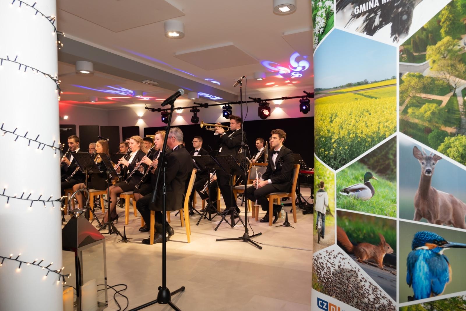 Zdjęcie w galerii na portalu naszraciborz.pl: Noworoczny koncert Gminy Krzyżanowice tym razem w nowym miejscu wiadomości z regionu