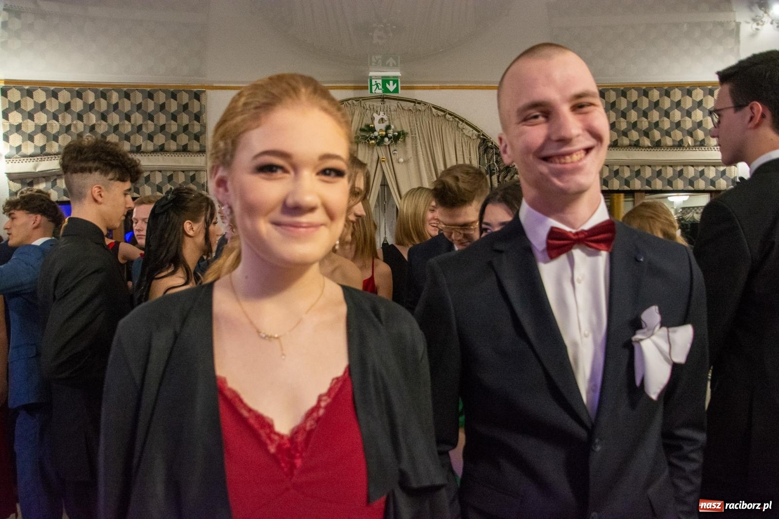 Zdjęcie w galerii na portalu naszraciborz.pl: Maturzyści z Budowlanki i Gastronomika bawią się na studniówce w Baśniowej [FOTO i WIDEO] wiadomości z regionu