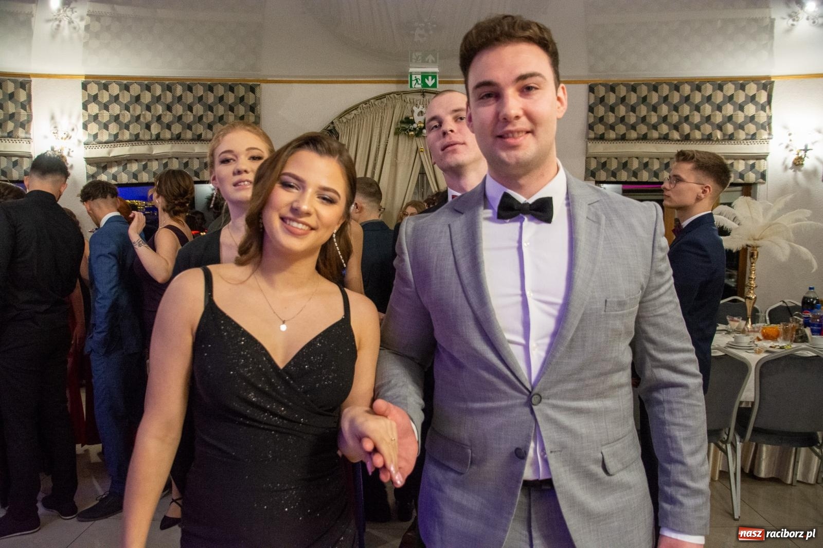 Zdjęcie w galerii na portalu naszraciborz.pl: Maturzyści z Budowlanki i Gastronomika bawią się na studniówce w Baśniowej [FOTO i WIDEO] wiadomości z regionu