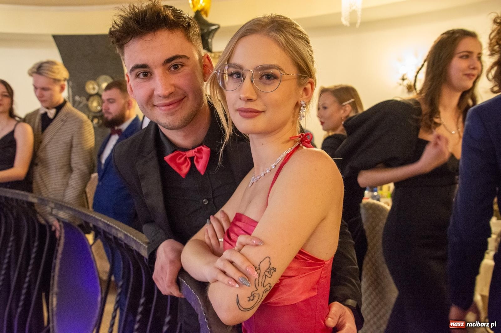 Zdjęcie w galerii na portalu naszraciborz.pl: Maturzyści z Budowlanki i Gastronomika bawią się na studniówce w Baśniowej [FOTO i WIDEO] wiadomości z regionu