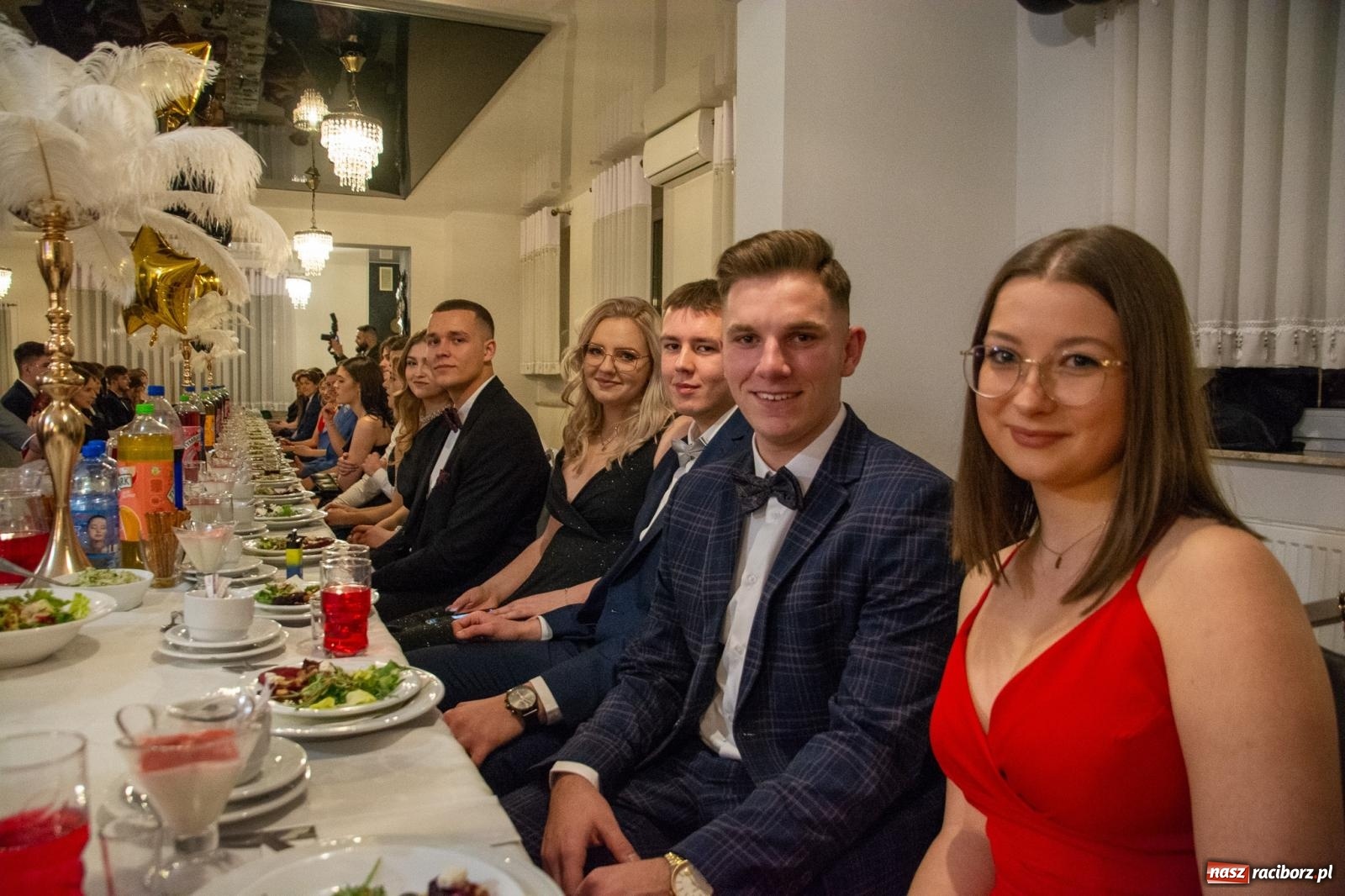 Zdjęcie w galerii na portalu naszraciborz.pl: Maturzyści z Budowlanki i Gastronomika bawią się na studniówce w Baśniowej [FOTO i WIDEO] wiadomości z regionu