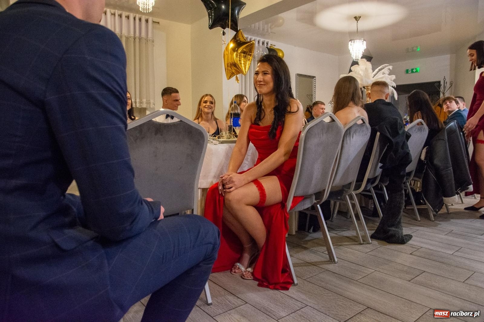 Zdjęcie w galerii na portalu naszraciborz.pl: Maturzyści z Budowlanki i Gastronomika bawią się na studniówce w Baśniowej [FOTO i WIDEO] wiadomości z regionu