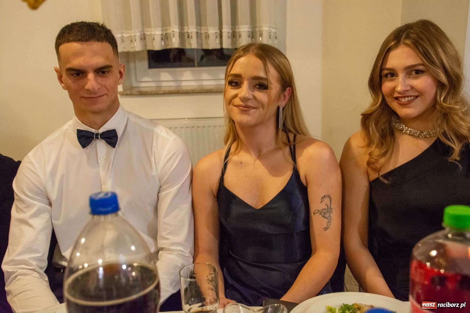 Zdjęcie w galerii na portalu naszraciborz.pl: Maturzyści z Budowlanki i Gastronomika bawią się na studniówce w Baśniowej [FOTO i WIDEO] wiadomości z regionu