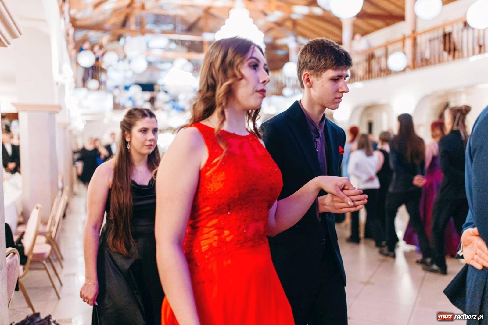 Zdjęcie w galerii na portalu naszraciborz.pl: Ah, cóż to był za bal! Studniówka Kasprowicza na bis! [FOTO] wiadomości z regionu